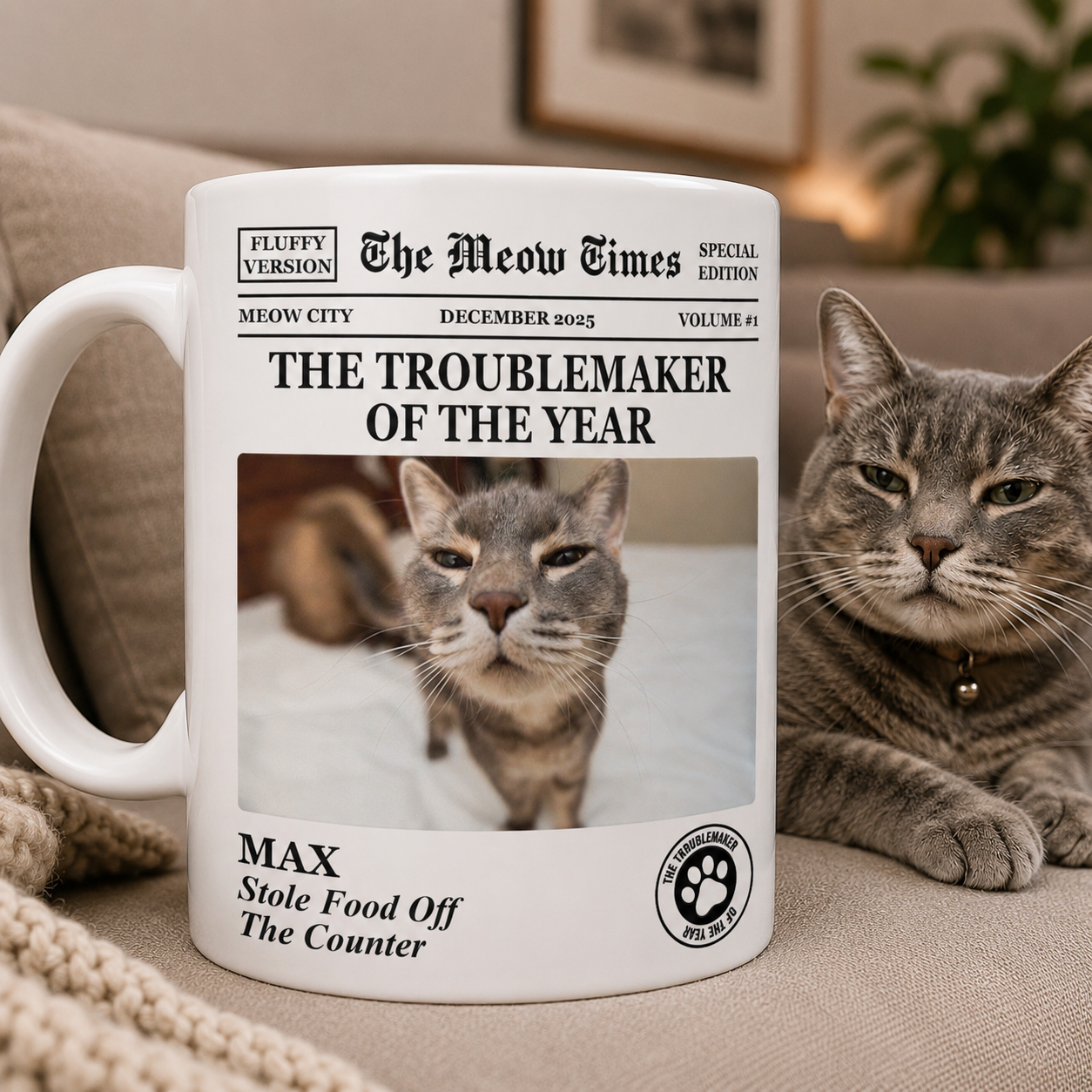 Custom Sipengrave cat photo mug featuring a personalized cat portrait on a ceramic coffee mug.