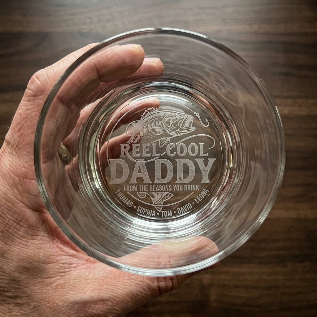 Personalized Fishing Gift for Dad – Custom Whiskey Glass – "Reel Cool Daddy" - Sipengrave